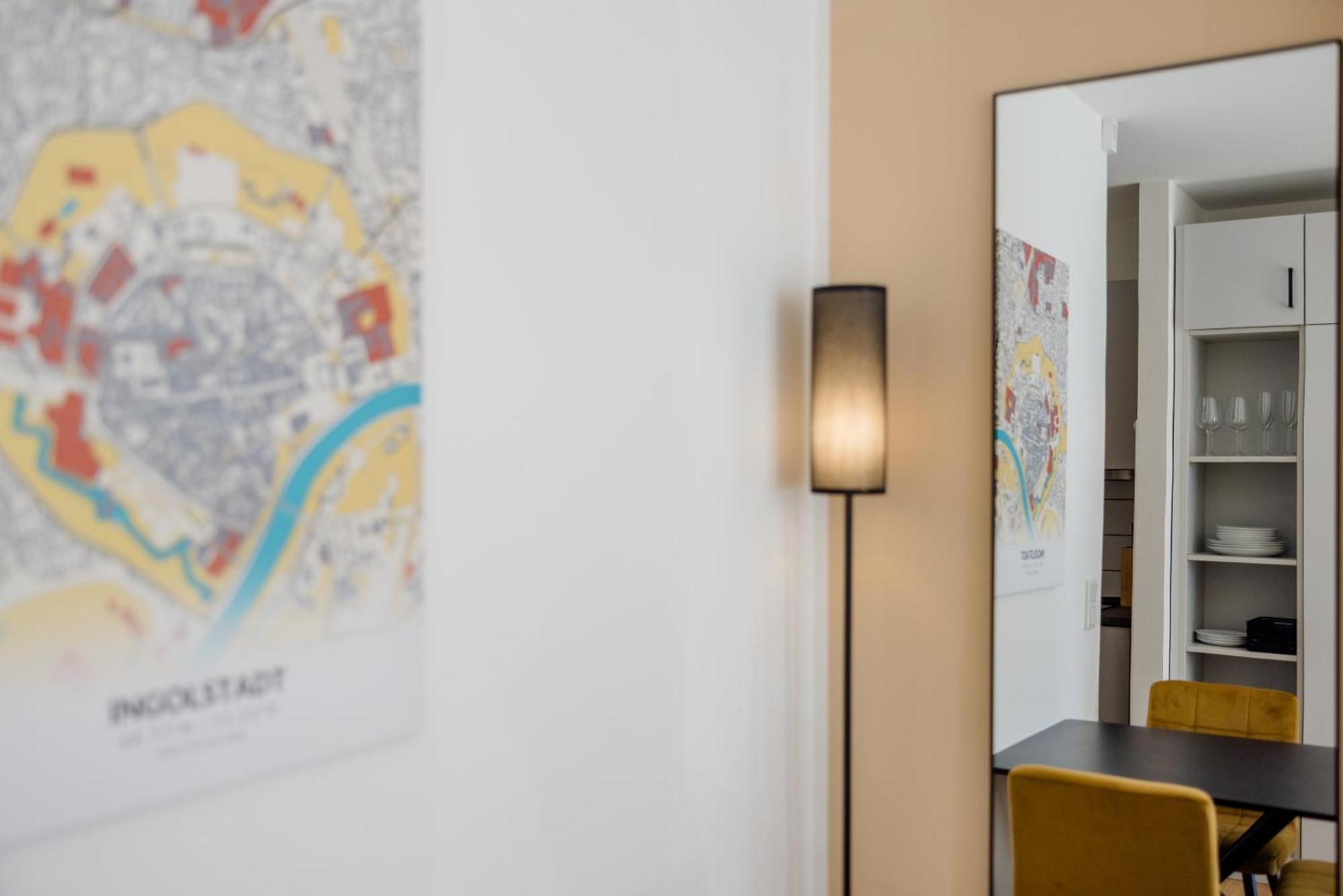 Lumen Homes - Altstadt-Studio Direkt Im Zentrum, Kueche, Netflix, Oeffentlicher Parkplatz Ums Eck Інґольштадт Екстер'єр фото