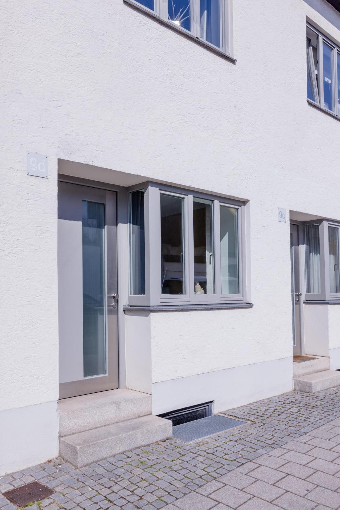 Lumen Homes - Altstadt-Studio Direkt Im Zentrum, Kueche, Netflix, Oeffentlicher Parkplatz Ums Eck Інґольштадт Екстер'єр фото