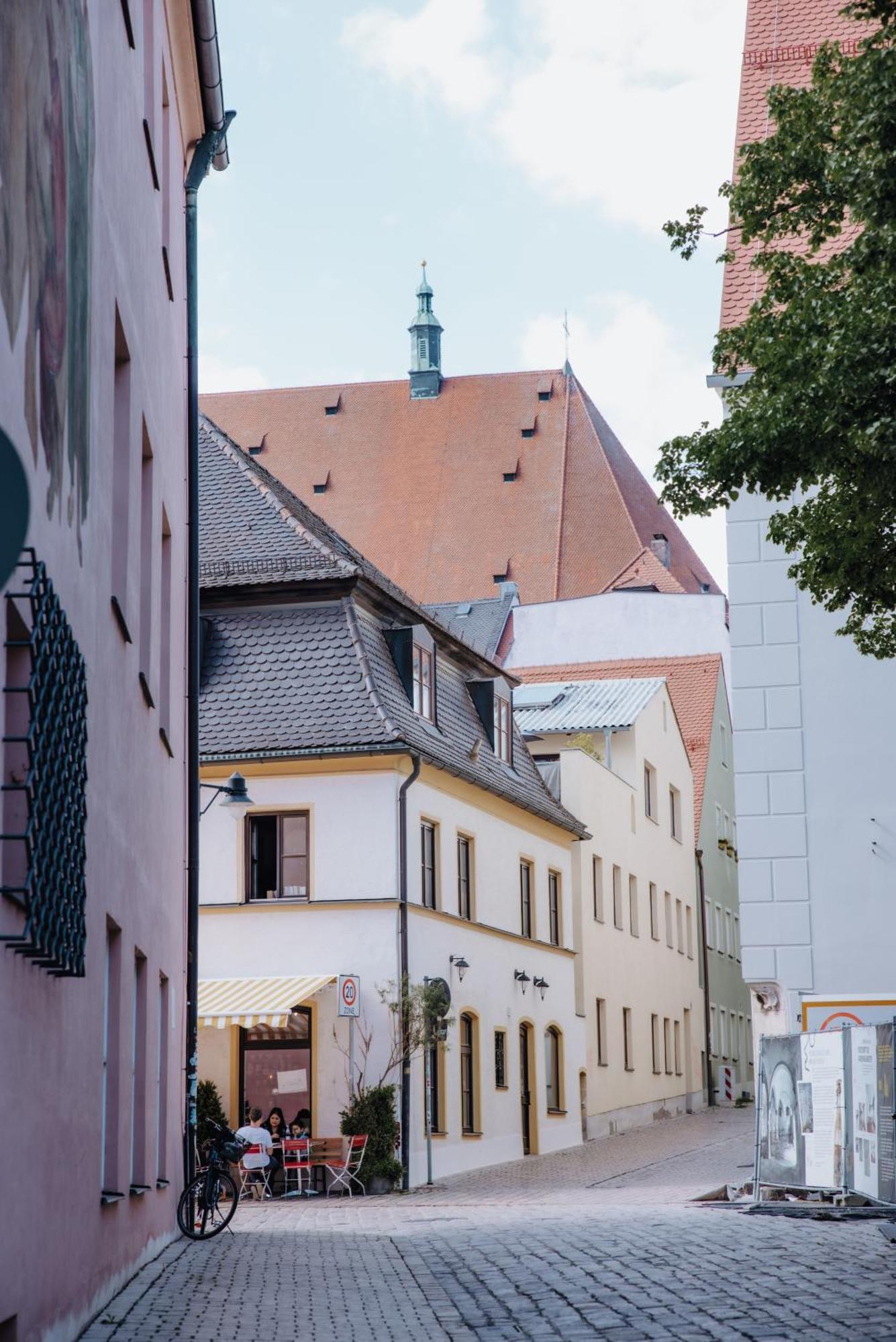 Lumen Homes - Altstadt-Studio Direkt Im Zentrum, Kueche, Netflix, Oeffentlicher Parkplatz Ums Eck Інґольштадт Екстер'єр фото